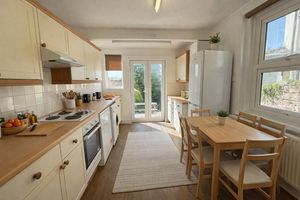 Photo 15- click for photo gallery